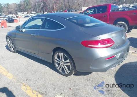 2017 Mercedes-Benz C 300 z USA, uszkodzony, nr VIN WDDWJ4JB2HF343289